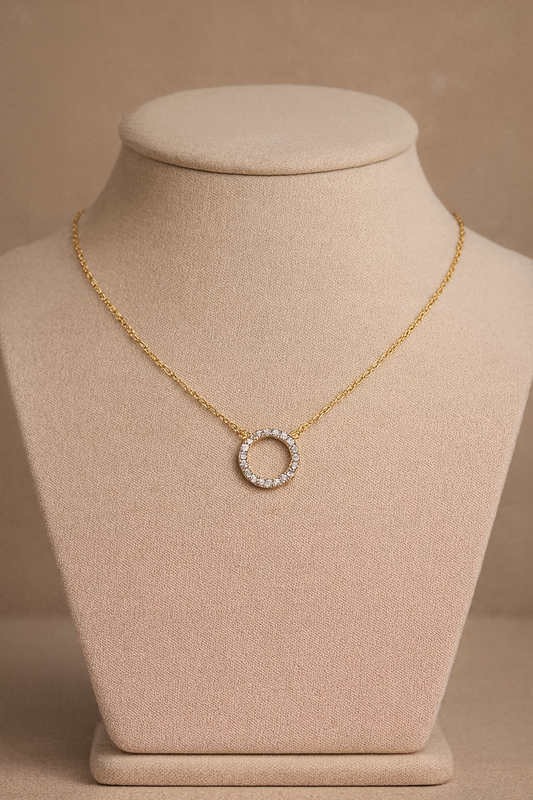 Collier “Équilibre” – L’élégance dans la simplicité