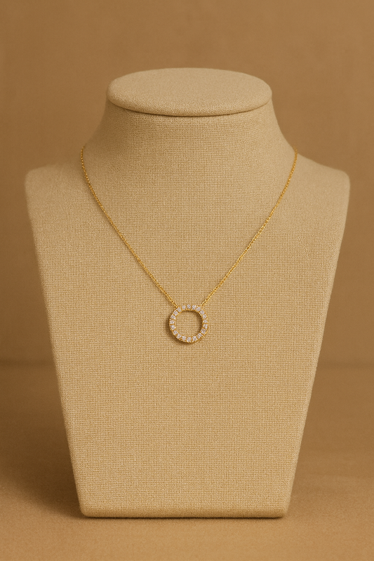 Collier “Équilibre” – L’élégance dans la simplicité